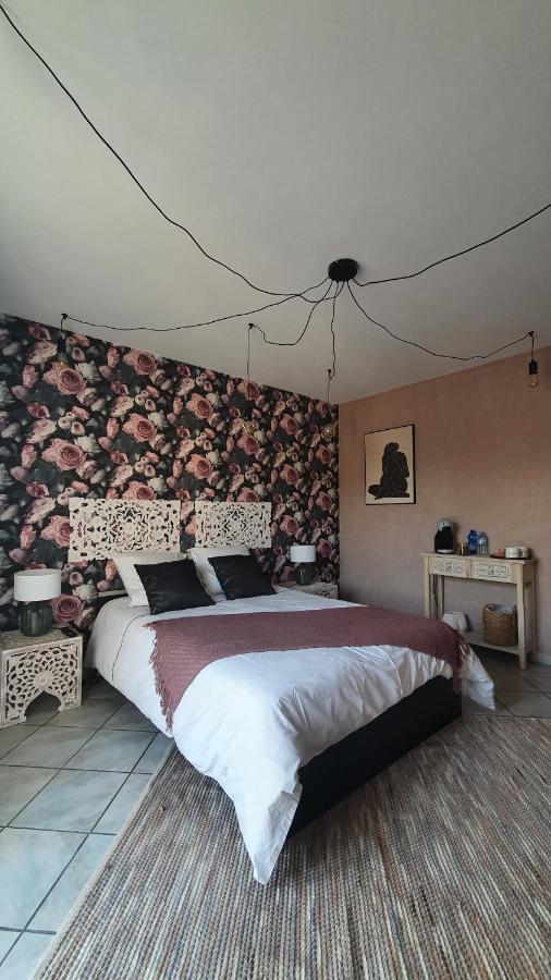 Le Coup De Foudre Bed & Breakfast Le Molay-Littry Dış mekan fotoğraf